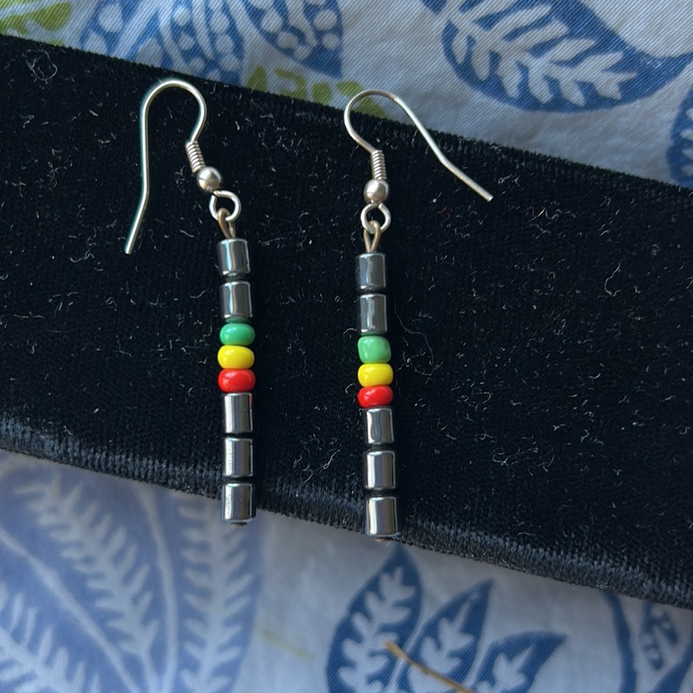 Handmade Jamaican Rasta earrings w metallic beads